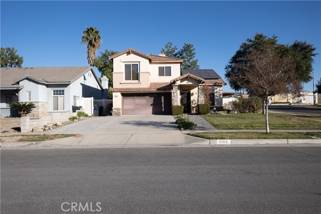 Detail Gallery Image 1 of 1 For 1102 Alpine Ct, Redlands,  CA 92374 - 3 Beds | 3 Baths