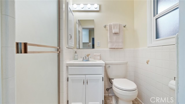 Detail Gallery Image 27 of 40 For 828 Bryant Ave, Chico,  CA 95926 - 3 Beds | 2 Baths