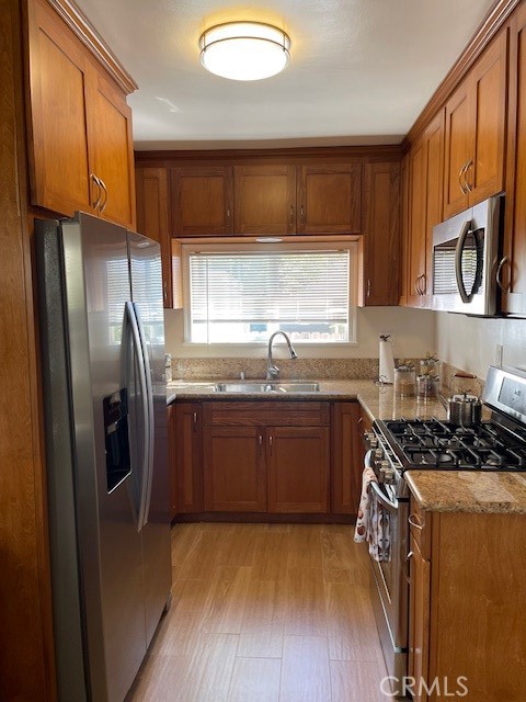 3257 Honolulu Avenue, Glendale CA: https://media.crmls.org/medias/5a967a97-7c24-4dc7-b89b-994a16c752e9.jpg