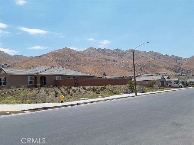 21108 Bison Mesa Road, Riverside CA: https://media.crmls.org/medias/5a97553a-159f-41c4-bfbc-793a934ee37d.jpg
