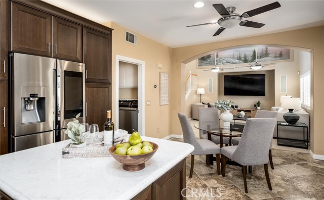 Detail Gallery Image 9 of 37 For 43139 Teramo St, Temecula,  CA 92592 - 4 Beds | 2/1 Baths