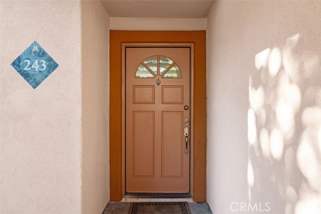 Detail Gallery Image 5 of 37 For 243 Villa Point Dr, Newport Beach,  CA 92660 - 2 Beds | 2 Baths