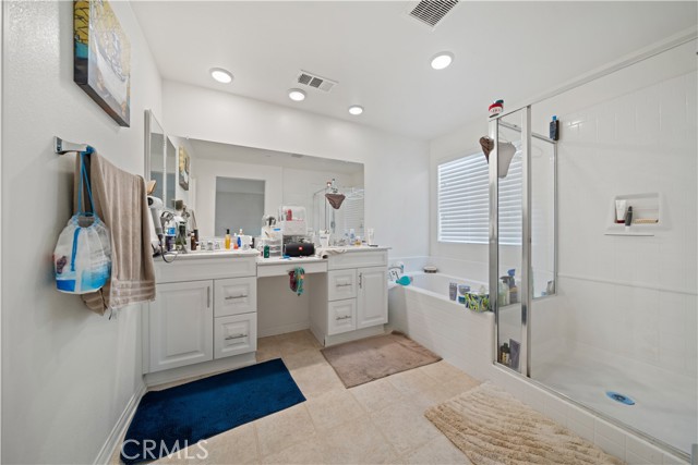 Detail Gallery Image 19 of 25 For 5111 S Victory Ln, Ontario,  CA 91762 - 4 Beds | 3/1 Baths