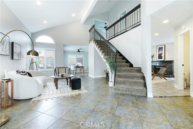 Detail Gallery Image 5 of 31 For 26823 Hot Springs Pl, Calabasas,  CA 91301 - 4 Beds | 2/1 Baths