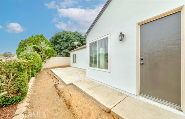 6409 Heatherwood Drive, Jurupa Valley CA: https://media.crmls.org/medias/5a9a96c8-d929-49a9-ae91-09304b2dd73f.jpg