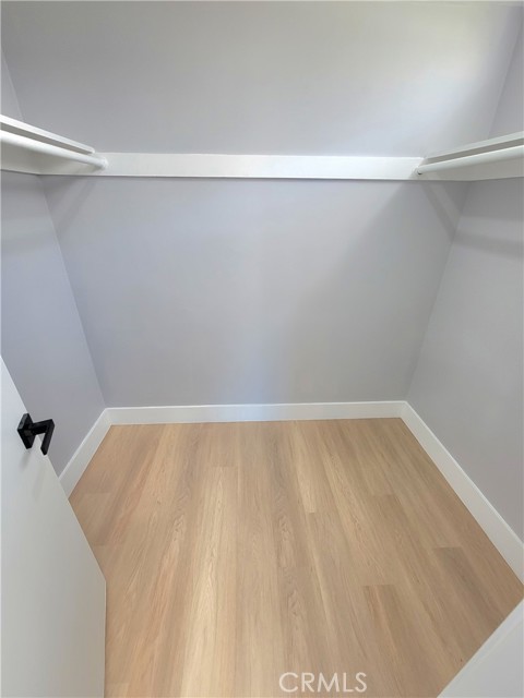 Detail Gallery Image 17 of 23 For 17148 Escalon, Encino,  CA 91436 - 4 Beds | 2/1 Baths