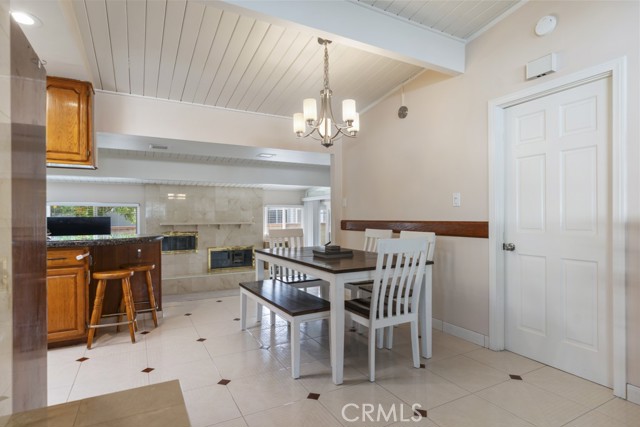 Detail Gallery Image 6 of 32 For 1754 W 242nd Pl, Torrance,  CA 90501 - 4 Beds | 3 Baths