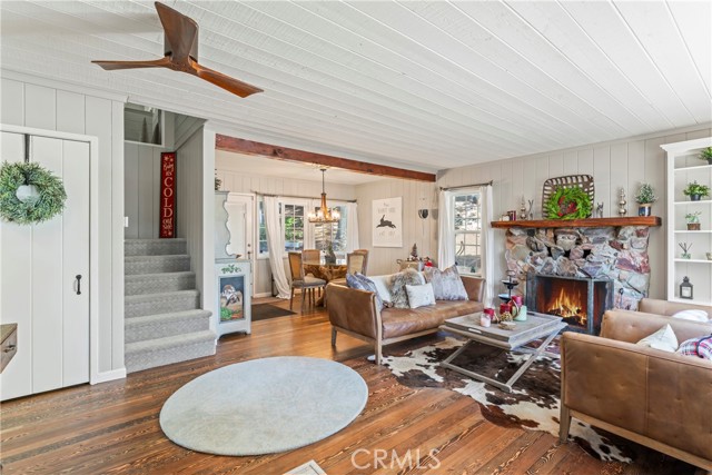 Detail Gallery Image 4 of 36 For 31741 Wagon Wheel Dr, Running Springs,  CA 92382 - 3 Beds | 2 Baths