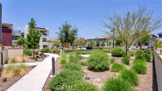 Detail Gallery Image 47 of 70 For 138 Yugen, Irvine,  CA 92618 - 4 Beds | 3/1 Baths