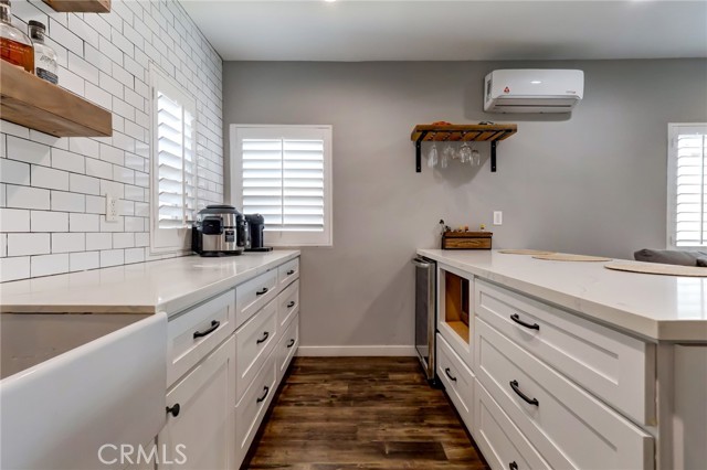 2108 Lemon Avenue, Long Beach CA: https://media.crmls.org/medias/5a9cac49-c964-4802-a08f-1279cc9c5a9e.jpg