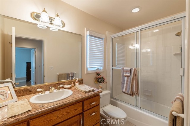 931 5th Street, Hermosa Beach, California 90254, 6 Bedrooms Bedrooms, ,2 BathroomsBathrooms,Residential,Sold,5th,SB22187324