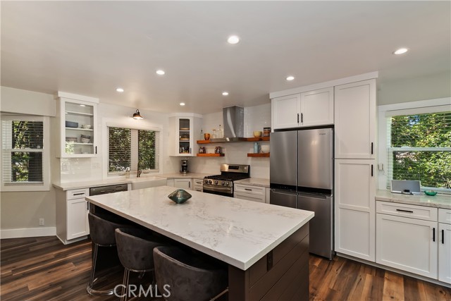Detail Gallery Image 11 of 51 For 853 Golf Course, Lake Arrowhead,  CA 92352 - 3 Beds | 2/1 Baths