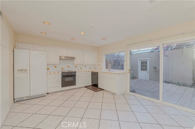 Detail Gallery Image 21 of 37 For 4394 Dina Ct, Cypress,  CA 90630 - 4 Beds | 2/1 Baths