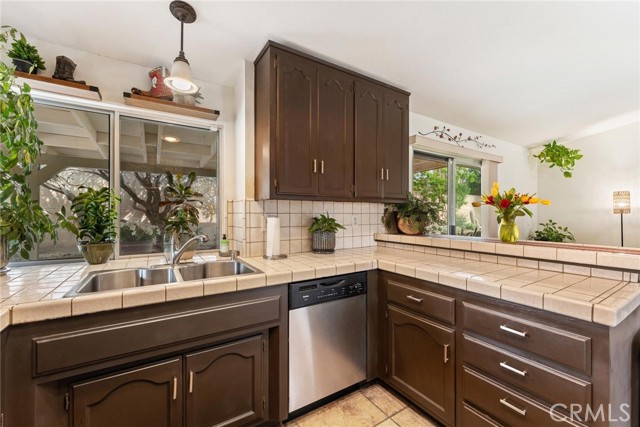 Detail Gallery Image 9 of 26 For 40466 Lockhart Ln, Hemet,  CA 92544 - 3 Beds | 2 Baths