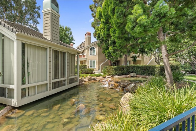 7291 Coho Dr, Huntington Beach CA: https://media.crmls.org/medias/5a9f3fd5-6d4d-49d0-a3f0-e24ee0048d90.jpg
