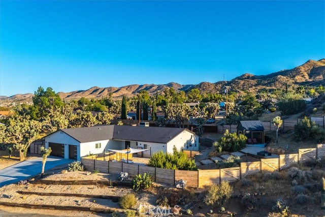 Detail Gallery Image 1 of 73 For 56609 Free Gold Dr, Yucca Valley,  CA 92284 - 3 Beds | 2/1 Baths