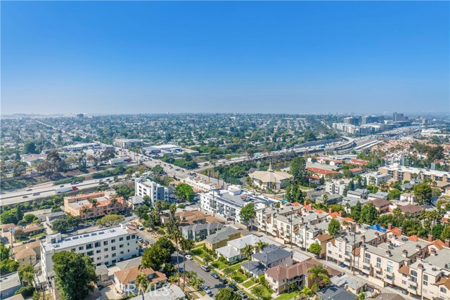7119 Kittyhawk Avenue, Los Angeles CA: https://media.crmls.org/medias/5aa0a672-b794-4135-b4d2-1de2bdae0a22.jpg
