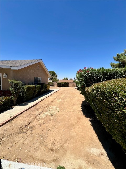 Detail Gallery Image 32 of 47 For 4643 West Avenue M14, Quartz Hill,  CA 93536 - 4 Beds | 3/1 Baths