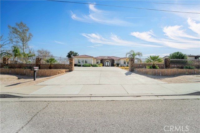 Detail Gallery Image 3 of 62 For 4518 W Avenue M14, Quartz Hill,  CA 93536 - 4 Beds | 5 Baths