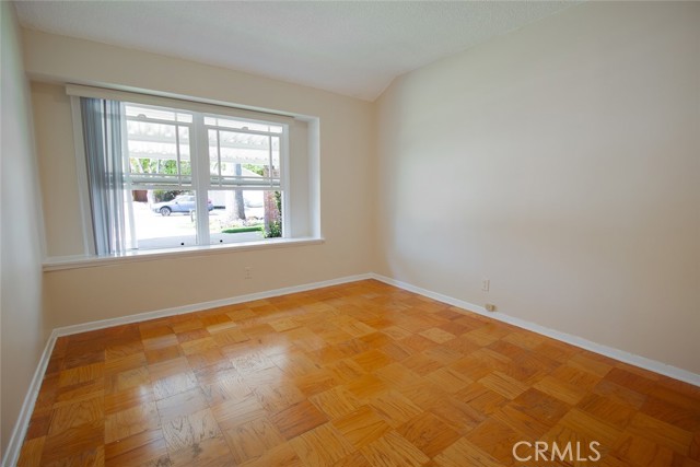 Detail Gallery Image 9 of 19 For 22214 Marlin Pl, Canoga Park,  CA 91303 - 3 Beds | 2 Baths