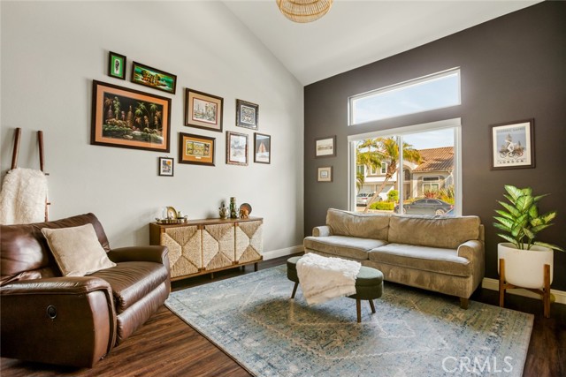 Detail Gallery Image 3 of 37 For 26581 Domingo Dr, Mission Viejo,  CA 92692 - 4 Beds | 3 Baths