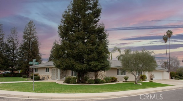 Detail Gallery Image 1 of 1 For 5800 Sally Ave, Bakersfield,  CA 93308 - 3 Beds | 2 Baths
