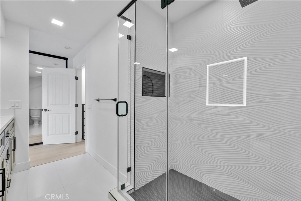 MLS #OC25267868 image #44