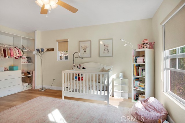 20022 Satsuma, Saugus CA: https://media.crmls.org/medias/5aa504a9-8030-478a-8e4b-c6a1f3130663.jpg