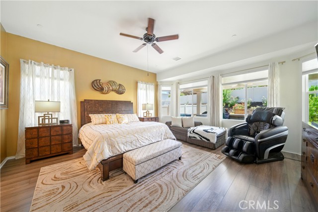 345 Lucinda Terrace, Beaumont CA: https://media.crmls.org/medias/5aa55bda-919f-4292-b68f-9b105798e994.jpg