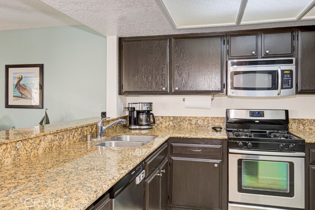 Detail Gallery Image 9 of 26 For 25631 Mont Pointe 7d,  Lake Forest,  CA 92630 - 2 Beds | 1/1 Baths