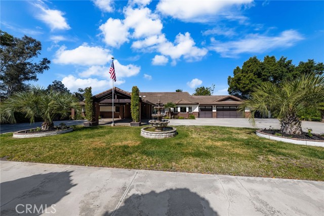 2465 Via Oeste Drive, Fallbrook CA: https://media.crmls.org/medias/5aa69efb-9f3b-4746-b82a-bff782b768fa.jpg
