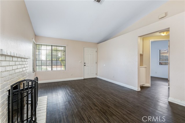 Detail Gallery Image 10 of 36 For 223 Oak Meadow Ln, Paso Robles,  CA 93446 - 2 Beds | 2 Baths