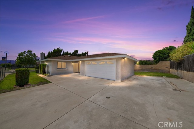 1644 Bradford Drive, Glendora CA: https://media.crmls.org/medias/5aa7dfbf-3b35-44f3-b49e-b5527f0f50ba.jpg