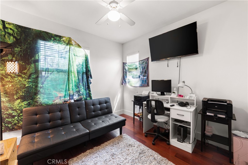 MLS #OC25181828 img 13