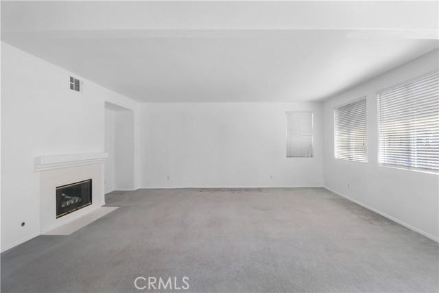 Detail Gallery Image 35 of 40 For 842 W Orange Heights Ln, Corona,  CA 92882 - 5 Beds | 2/1 Baths