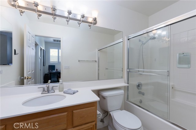 3145 E Scotts, Orange CA: https://media.crmls.org/medias/5aa92f69-e9a8-43bd-b055-ad1a37d016d0.jpg