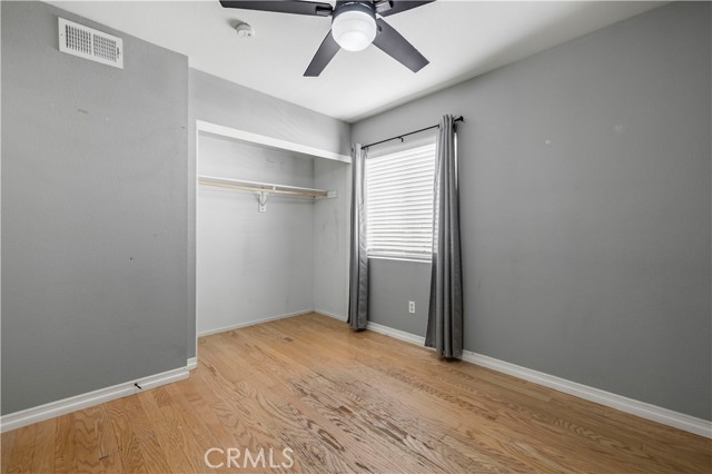 Detail Gallery Image 28 of 66 For 28245 Stonington, Saugus,  CA 91350 - 4 Beds | 3 Baths