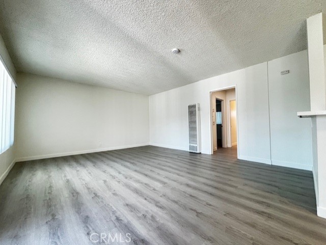 Detail Gallery Image 7 of 16 For 1803 W Sumac #3,  Anaheim,  CA 92804 - 1 Beds | 1 Baths