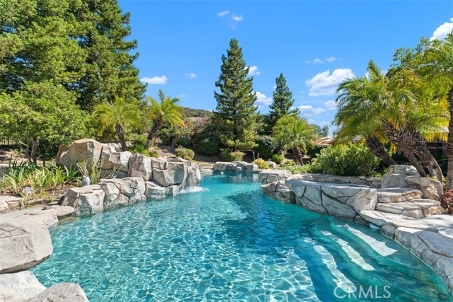 17702 Santiago Canyon Road, Silverado CA: https://media.crmls.org/medias/5aa961d7-1374-4dcd-88ac-1c61f474fb44.jpg