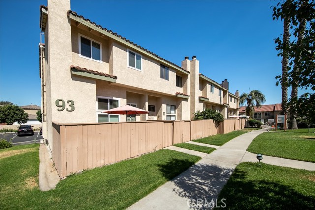 Detail Gallery Image 1 of 1 For 93 Tennessee St #E,  Redlands,  CA 92373 - 3 Beds | 2/1 Baths