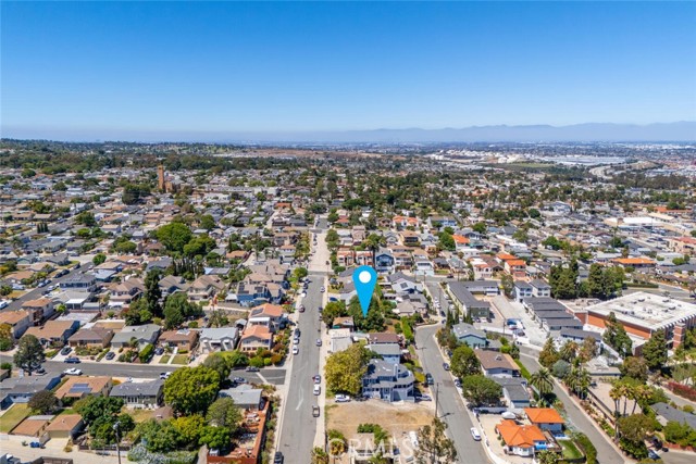 348 S Hamilton Avenue, San Pedro CA: https://media.crmls.org/medias/5aab2fa4-b238-460e-966a-68c819ef32a7.jpg