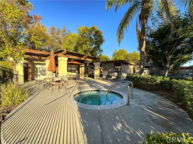 Detail Gallery Image 15 of 16 For 21203 Camelia #34,  Lake Forest,  CA 92630 - 2 Beds | 2 Baths