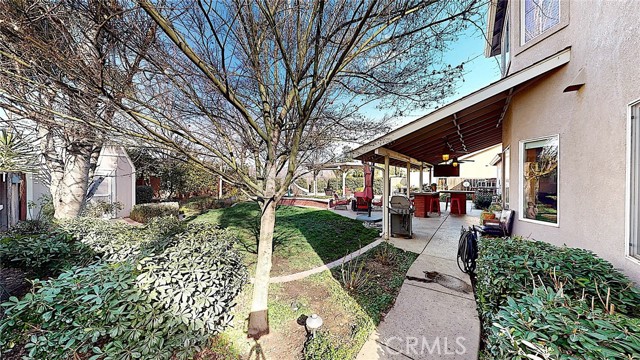 223 Vintage Drive, Turlock CA: https://media.crmls.org/medias/5aaca708-4431-4ff0-b305-73cfd9fb99eb.jpg