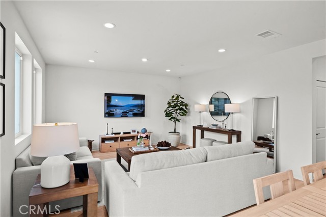 Detail Gallery Image 13 of 54 For 35320 Aubrey, Beaumont,  CA 92223 - 4 Beds | 3 Baths