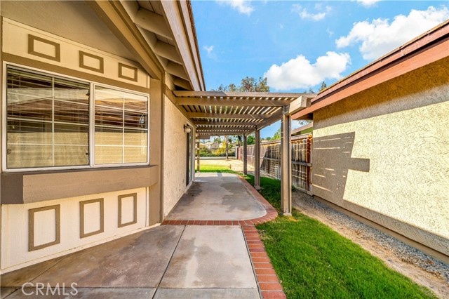 Detail Gallery Image 8 of 41 For 31472 Paseo De Las Olas, Temecula,  CA 92592 - 3 Beds | 2 Baths