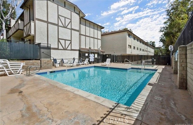 21815 Saticoy Street, 30 photo 27