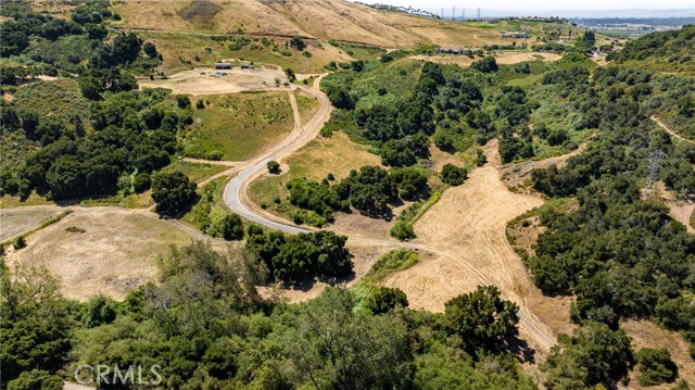 680 Spring Canyon Lane, Nipomo CA: https://media.crmls.org/medias/5ab0875e-1a8d-4cce-910f-7feb1ba862c1.jpg