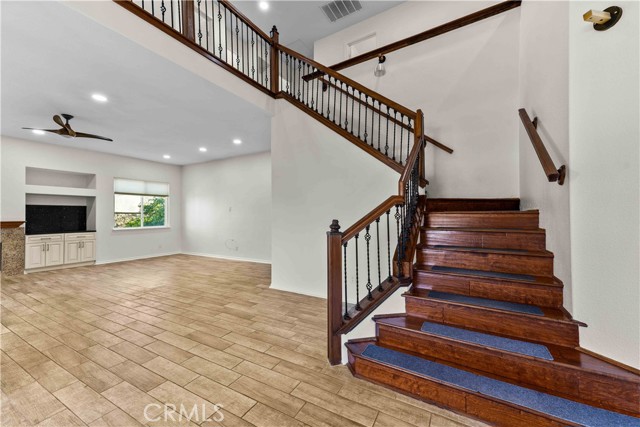 Detail Gallery Image 11 of 34 For 2515 Sweet Rain, Corona,  CA 92881 - 5 Beds | 3 Baths