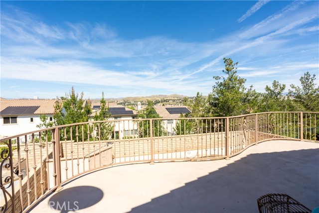 Detail Gallery Image 30 of 33 For 17425 Honey Maple, Canyon Country,  CA 91387 - 4 Beds | 3 Baths