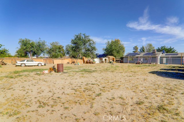 Detail Gallery Image 19 of 28 For 17152 Schollview Ave, Palmdale,  CA 93591 - 4 Beds | 2 Baths